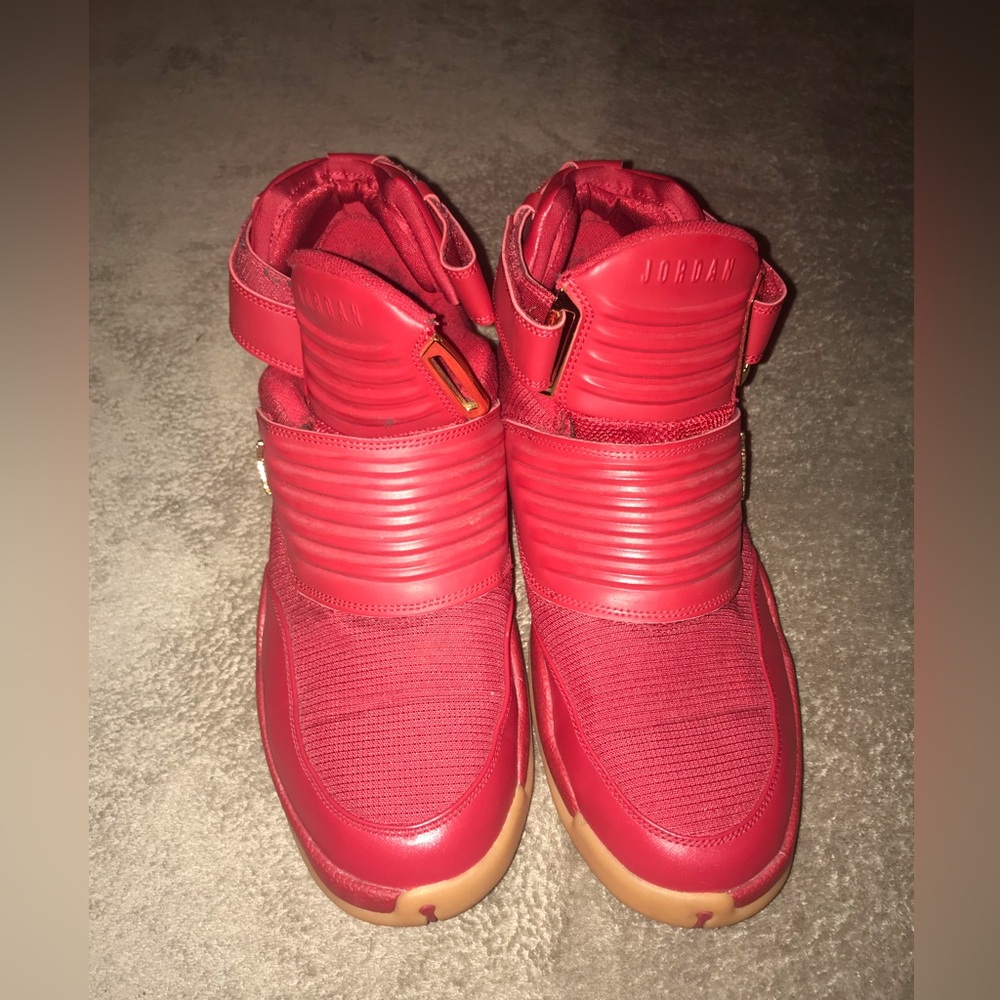 Red Air Jordan’s size 11.5 In good condition